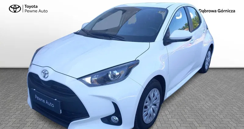 toyota yaris śląskie Toyota Yaris cena 67900 przebieg: 10684, rok produkcji 2022 z Działoszyn